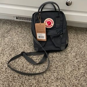 New with tags Kånken sling bag